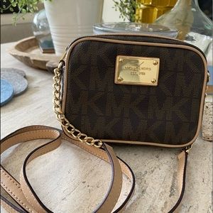Michael Kors crossbody